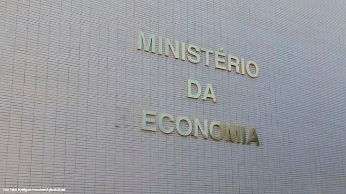 SECRETARIA DE ANISTIA COBRA E MINISTÉRIO DA ECONOMIA PAGA REAJUSTE AOS TRABALHADORES