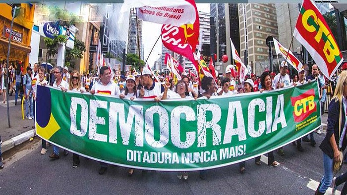 11 DE AGOSTO: DIA NACIONAL DE LUTA EM DEFESA DA DEMOCRACIA