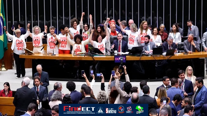 CÂMARA APROVA EM DOIS TURNOS O FIM DA…